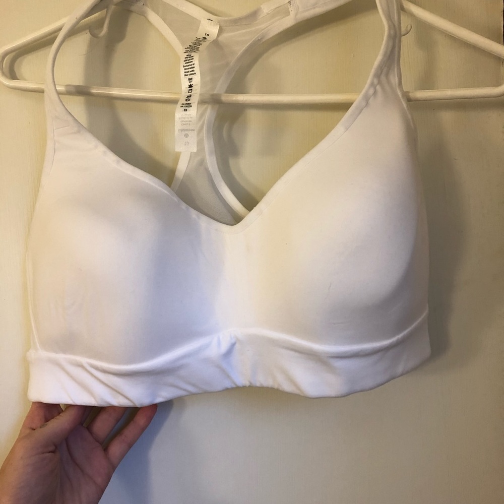 Lululemon sports bra